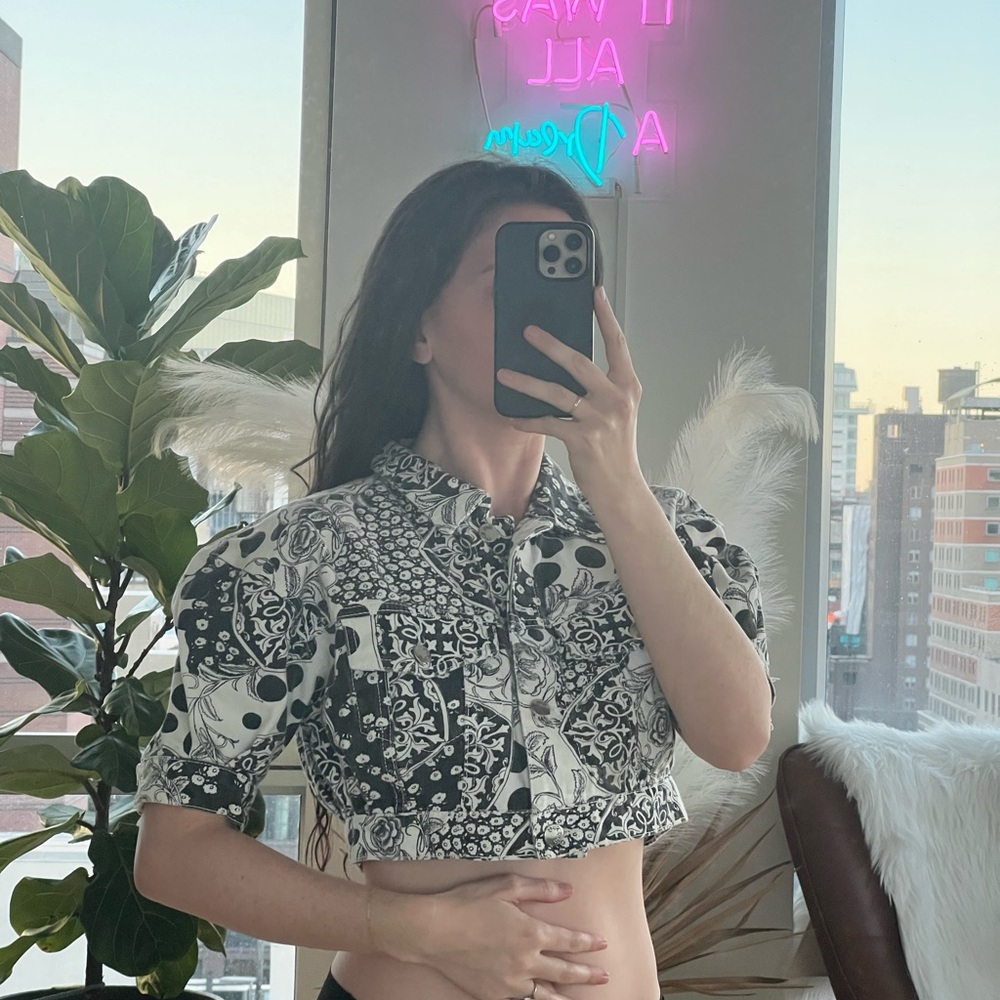 SOLD - Paris Blue Vintage black & white top